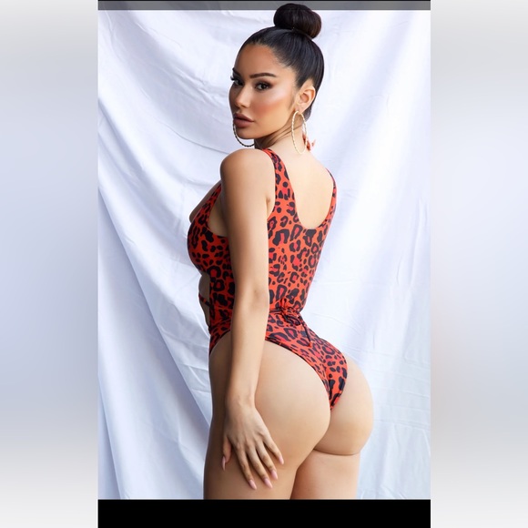 Fashion Nova Swimsuit Bikini Bathing Suit - Picture 3 of 4